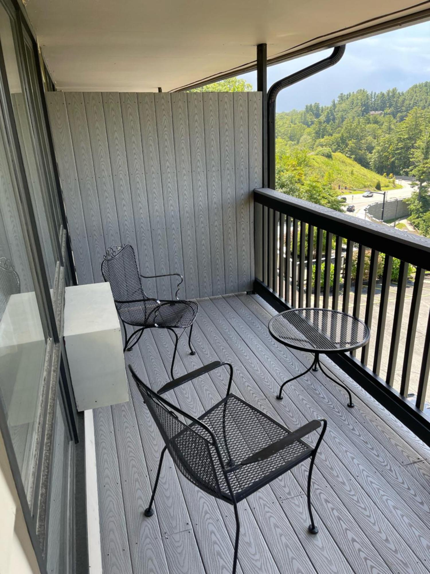 Cliff Dwellers Inn Blowing Rock Exterior photo
