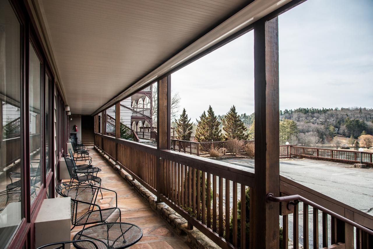 Cliff Dwellers Inn Blowing Rock Exterior photo