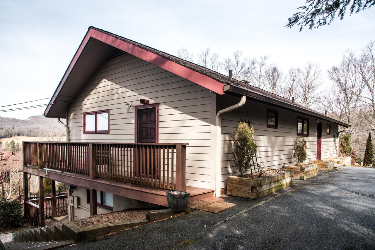 Cliff Dwellers Inn Blowing Rock Exterior photo