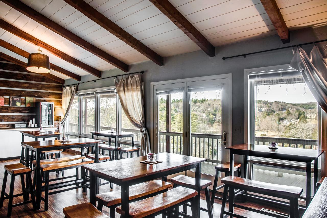 Cliff Dwellers Inn Blowing Rock Exterior photo