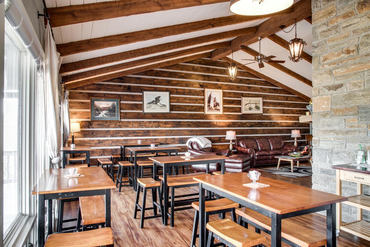 Cliff Dwellers Inn Blowing Rock Exterior photo